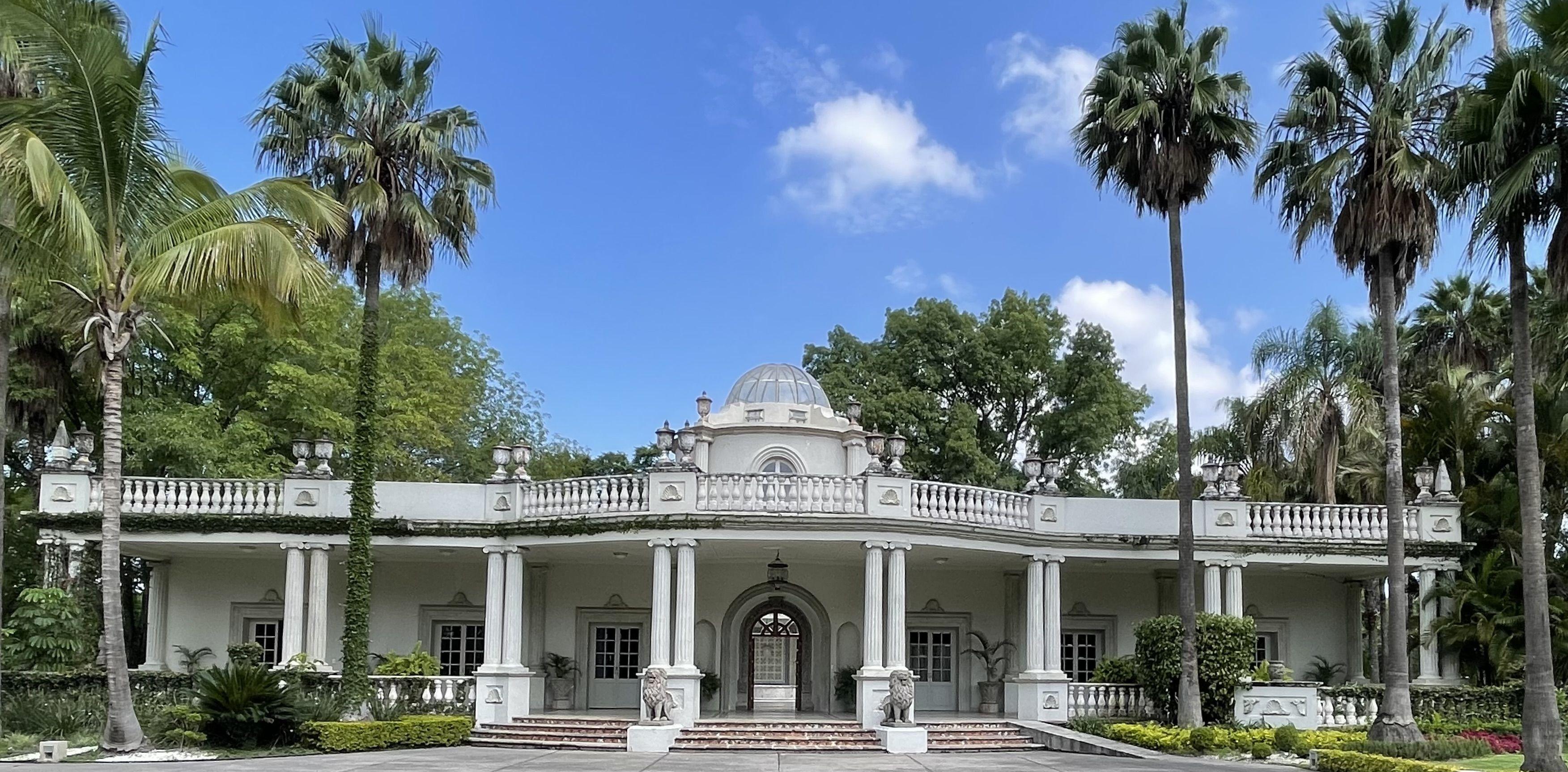 The Wedding Website of Jeanette Hernandez and Robert Garcia