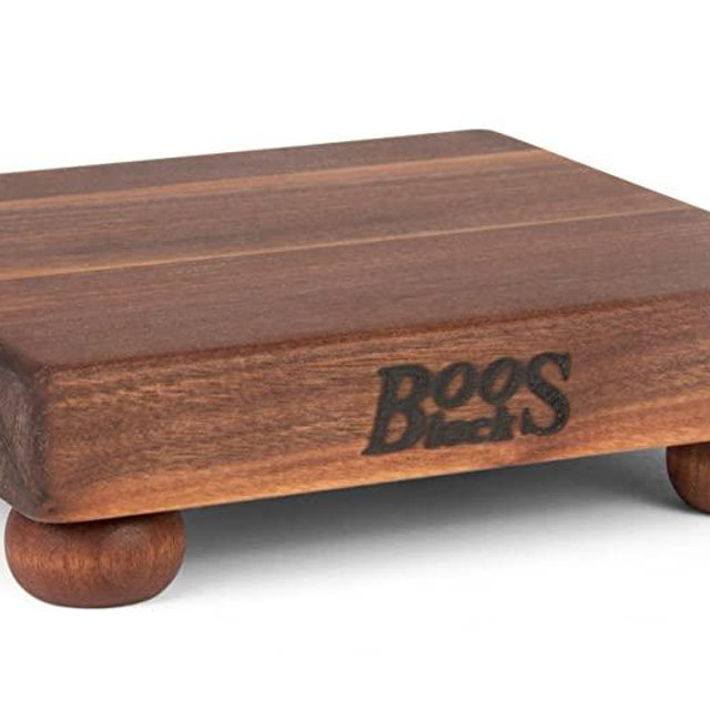 John Boos Block WAL-B9S Square Walnut Wood Edge Grain Cutting Board with Feet, 9 Inches Square, 1.5 Inches Thick