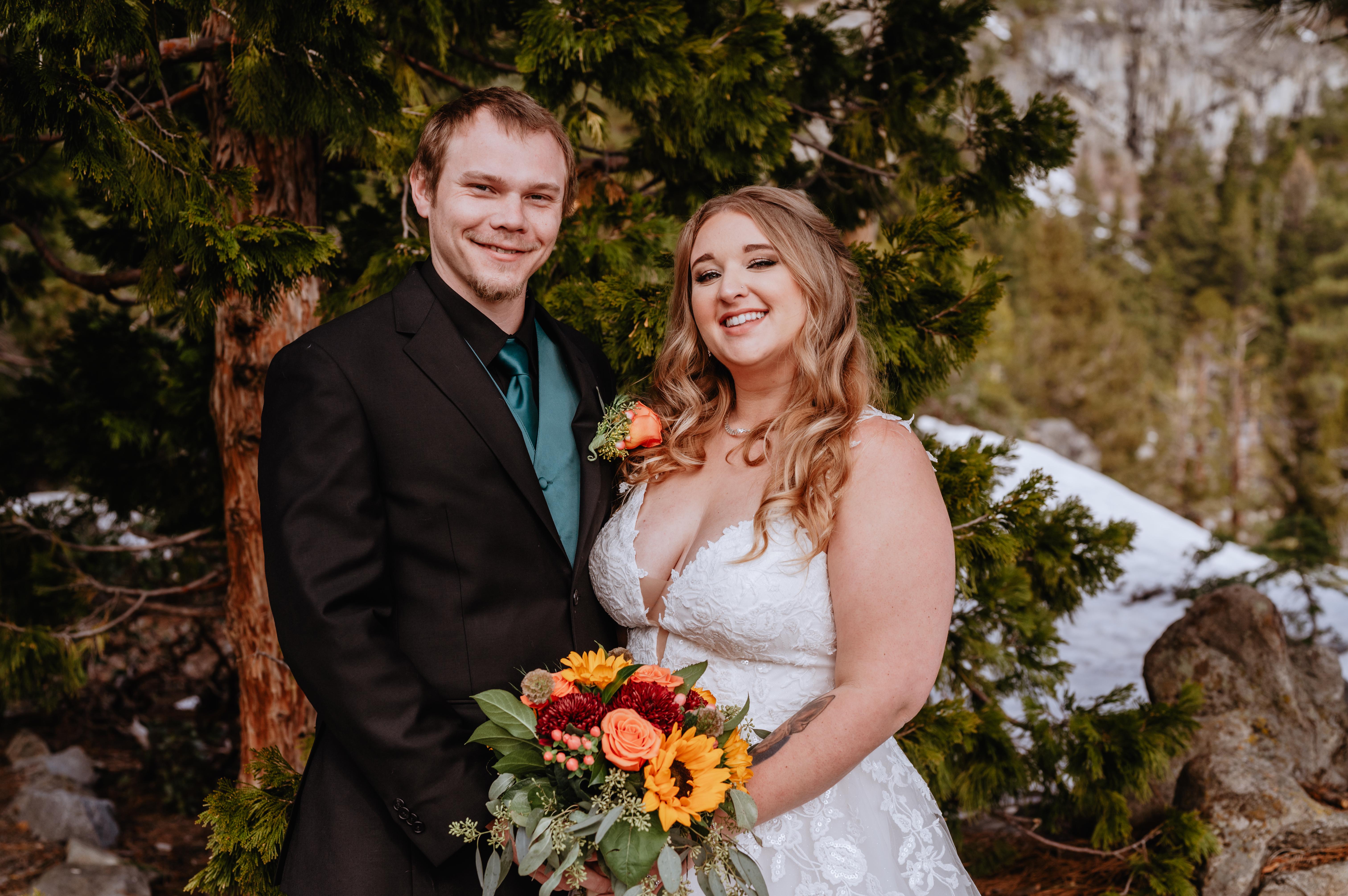 The Wedding Website of Lindsey Motta and Trevor Woods