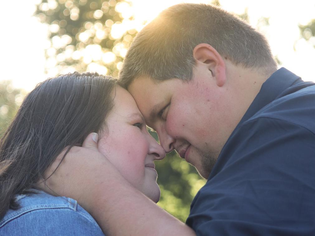 The Wedding Website of Lindsay Bonney and Caleb Nibbelink