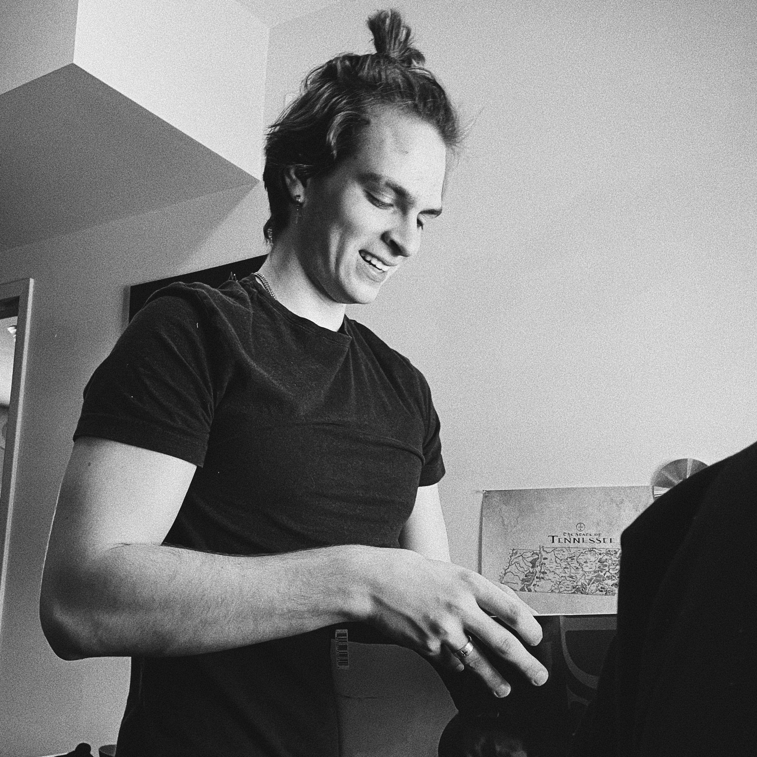A good hair season for Noah.