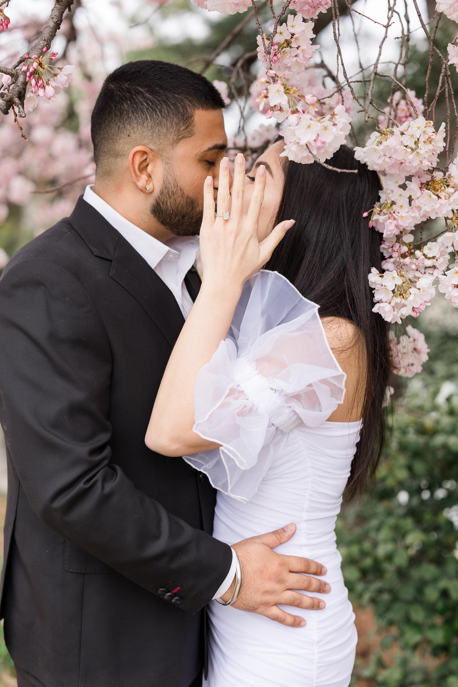 The Wedding Website of Manmeet Bhogal and Thy Lam