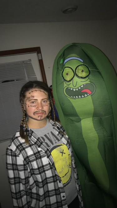 Post Malone & Pickle Rick
Halloween 2018