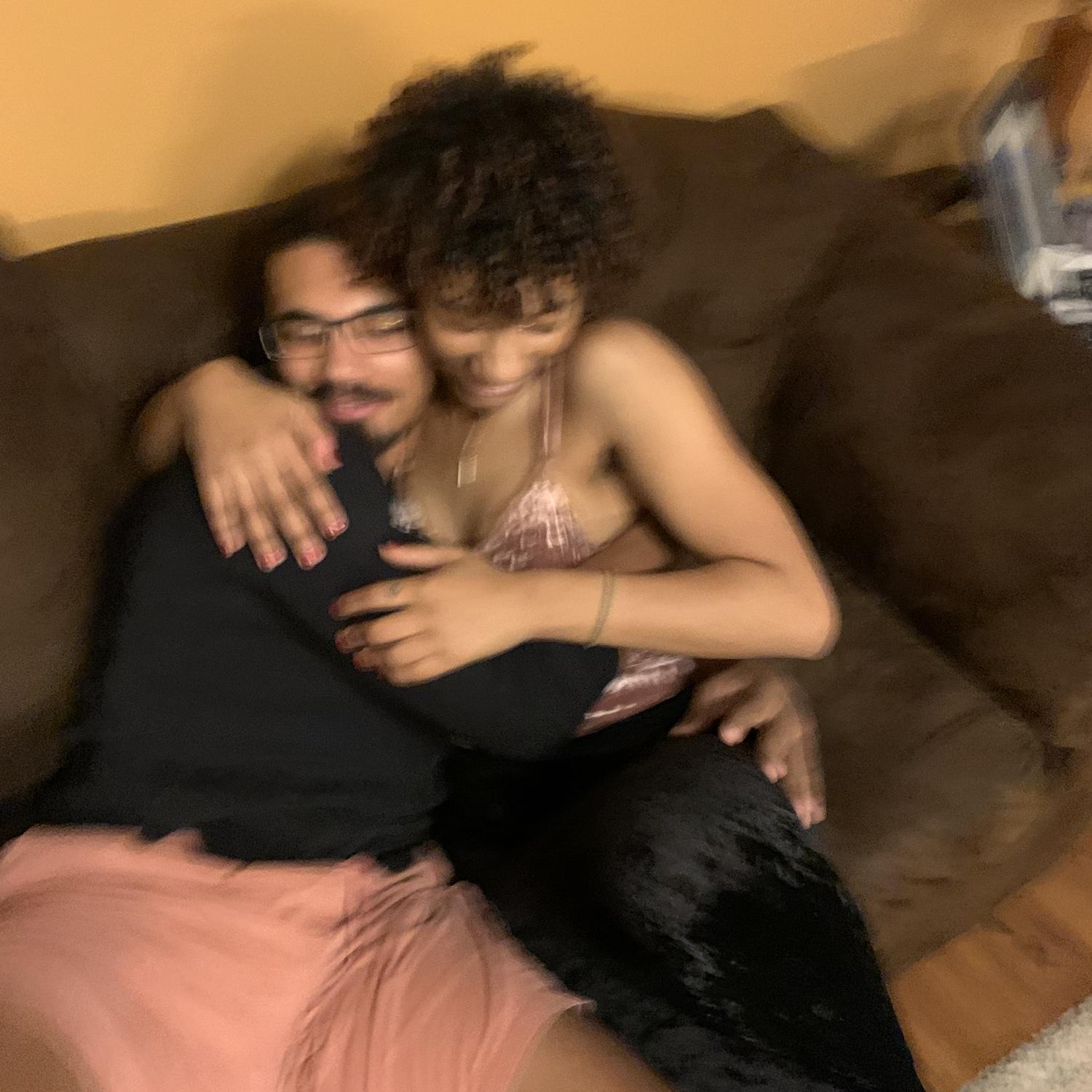 New years blur 2023 🥳 Zeph’s first taste of black eyed peas! They were to die for!