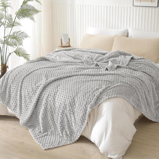 PHF Ultra Soft Flannel Fleece Blanket Queen Size, 340GSM 3D Jacquard Fleece Blanket for Fall & Winter, No Shedding, No Pilling, Warmth & Lightweight Fluffy Cozy Blanket 90"x90", Light Grey