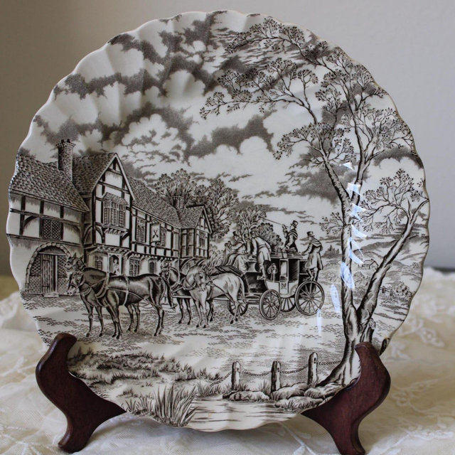 Royal Mail Staffordshire Ironstone 9 3/4 Inch Dinner Plates Brown Transferware Made in England Set of Five