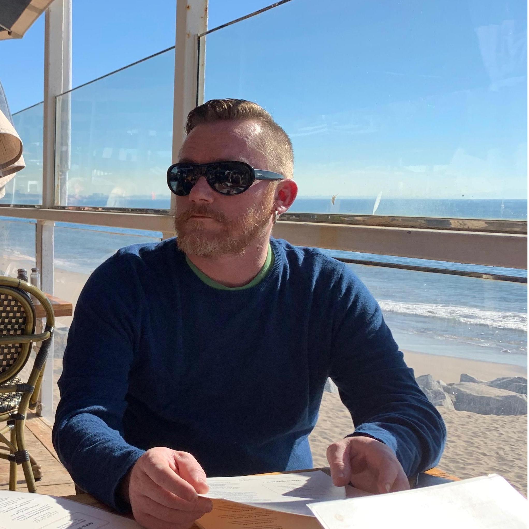 Ej, Malibu 2018