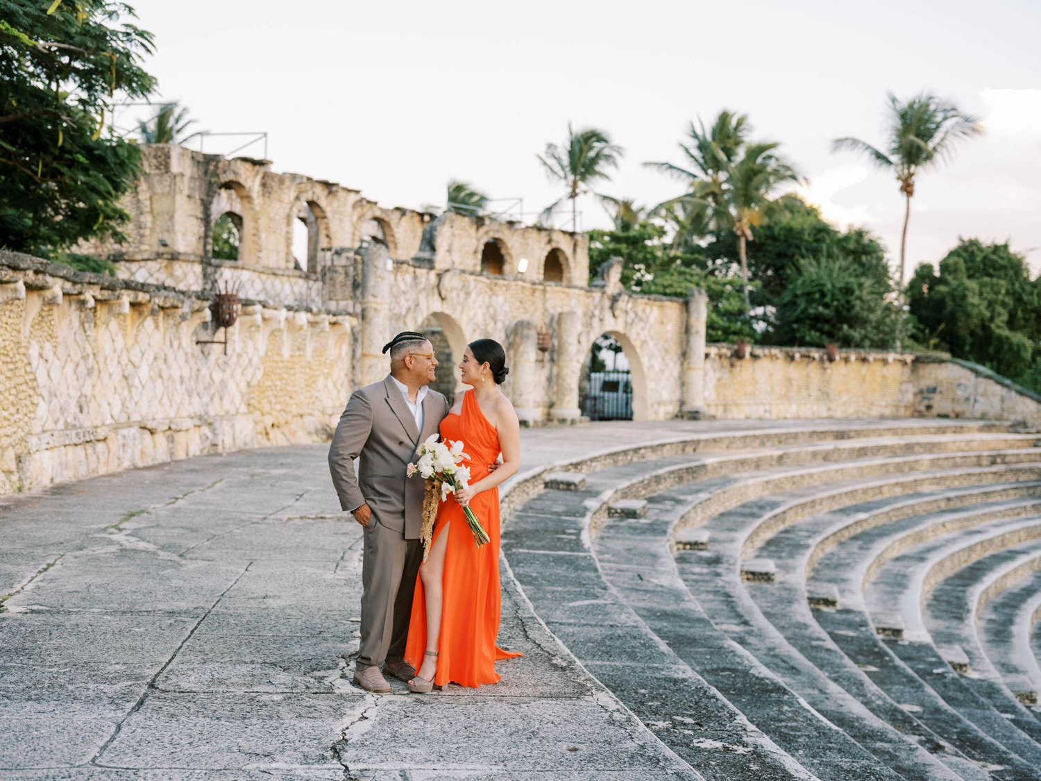 The Wedding Website of Lauren Cervantes and Jochy Saldivar