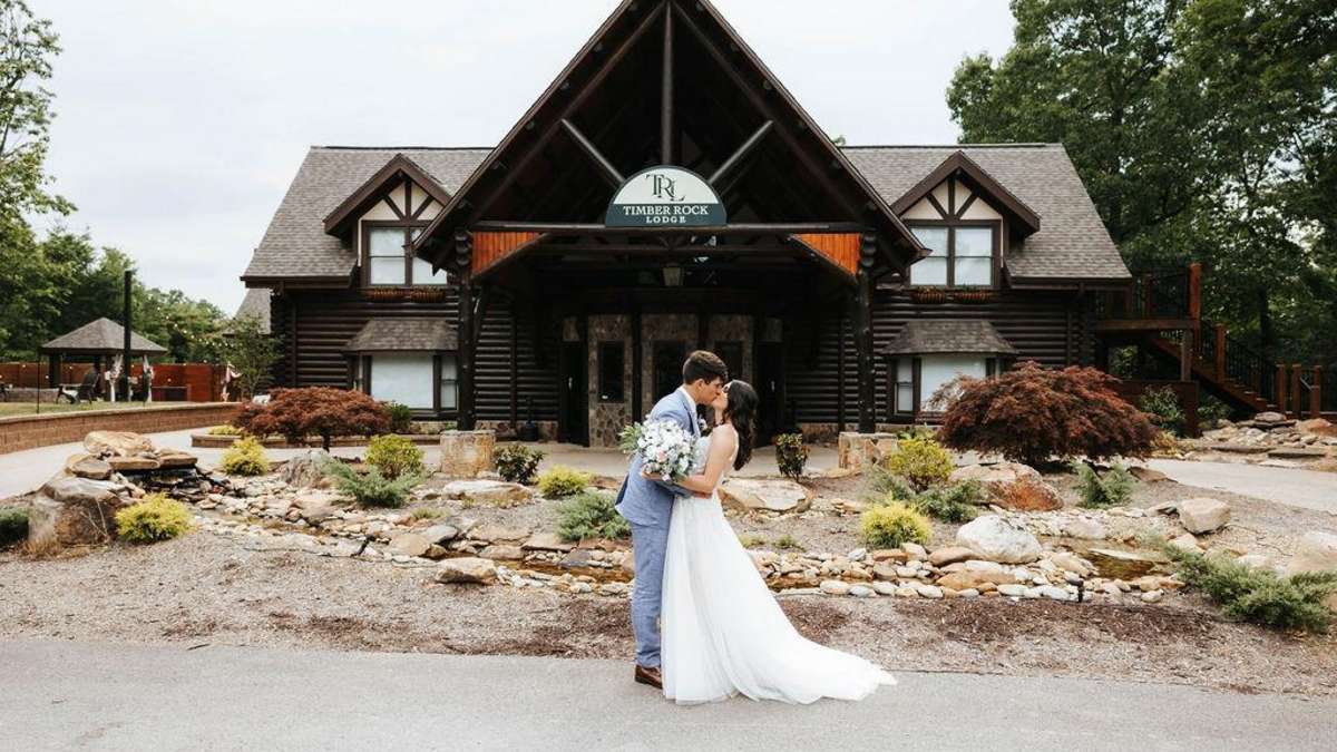 Timber Rock Lodge Wedding Venues Zola