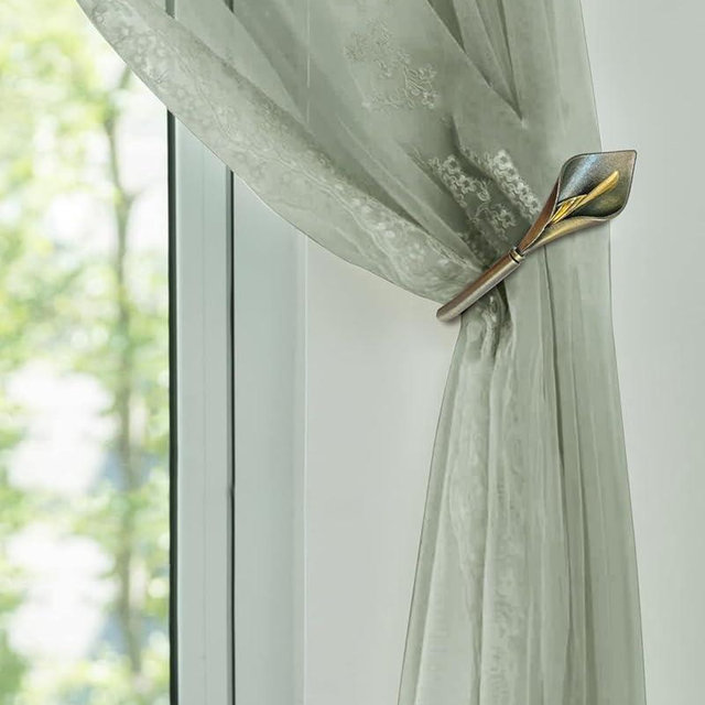 Antique Brass Curtain Holdbacks, Calla Lily Metal Tiebacks Wall Mounted - Decorative Holders for Drapes & Curtains, Heavy Duty Pull Back Hooks