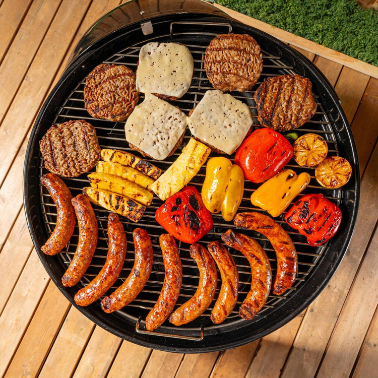 Coleman, Cookout Charcoal Kettle Grill | Zola