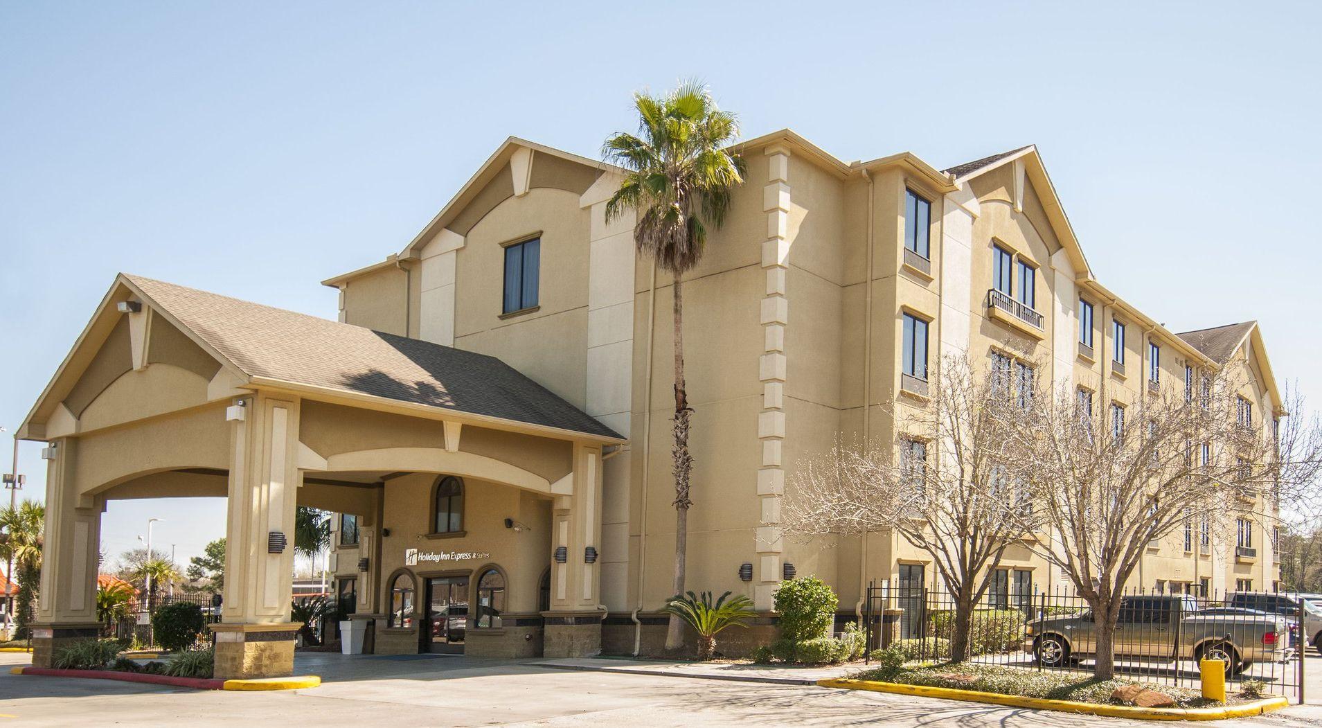 The Wedding Website of Angel Paul and Kenneth Harris