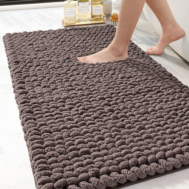 DEXI Bathroom Rugs 24x43, Non Slip Washable Bath Mat, Luxury Chenille Super Absorbent Thick Bathmats for Shower Floor, Plush Fluffy Shaggy Carpet for Tub, Brown