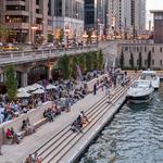 DOWNTOWN: Chicago Riverwalk