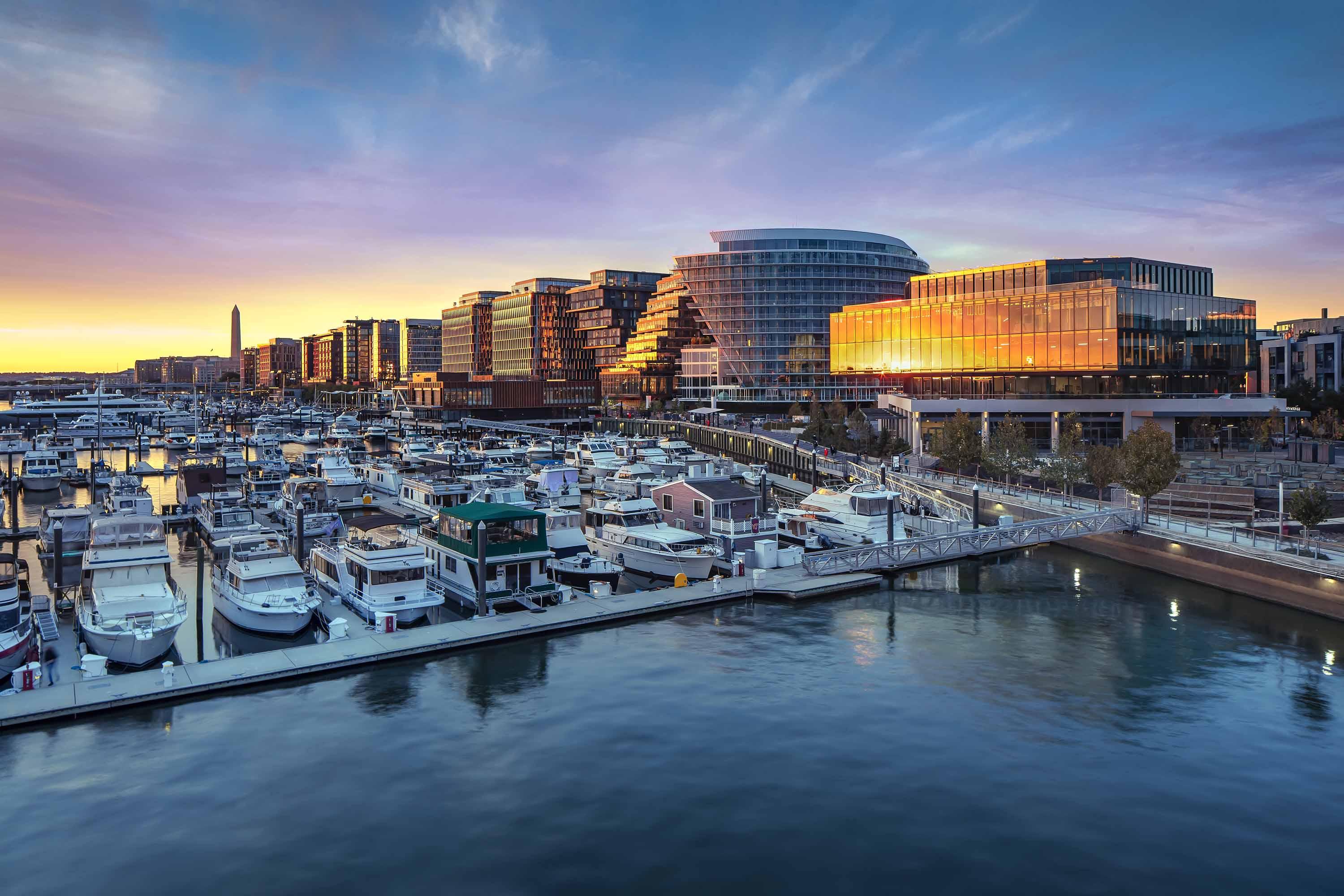 The Wedding Website of Robyn Scott and Adam Jewell