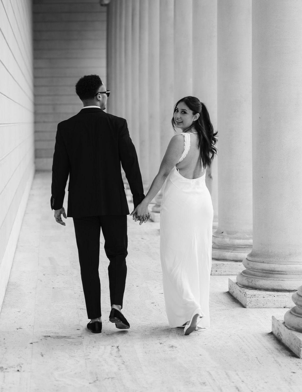 The Wedding Website of Leo Davis and Jennifer Vargas Merlin