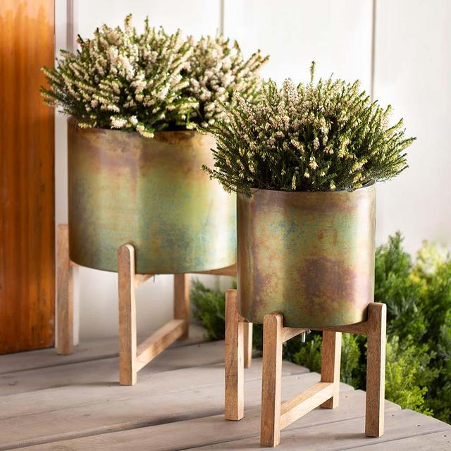 Patina Finished Planters on Stand, Set of 2 V7420