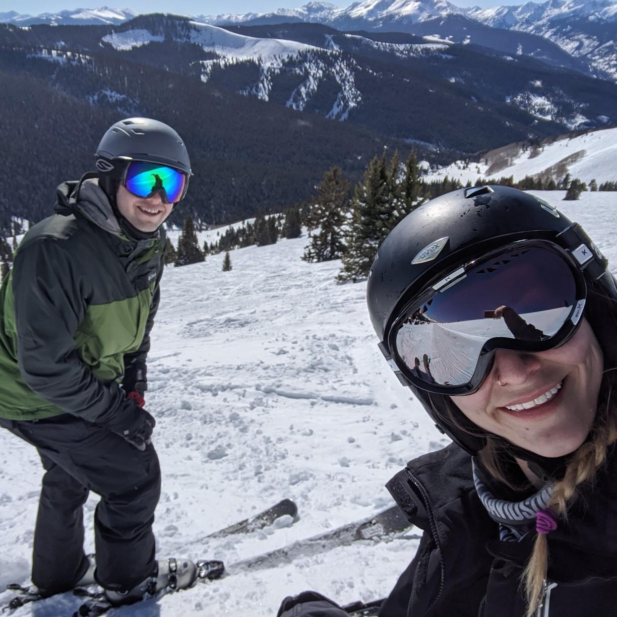 First ski trip, Veil. A very important moment in the relationship... Amanda has been saying for years it would be a deal breaker if Trevor didn't ski 😂 Don't worry everyone he was great!