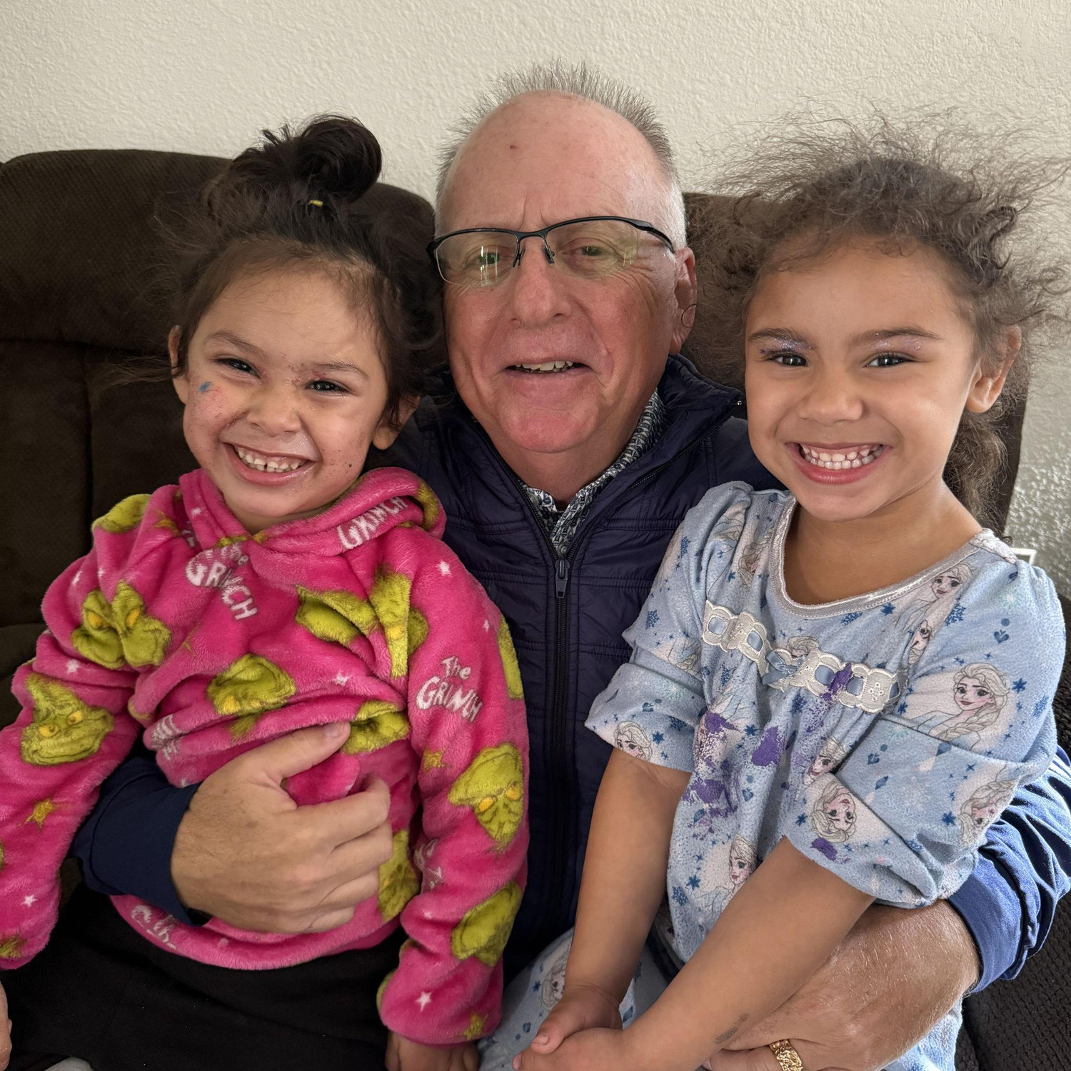 The girls love their Papa!