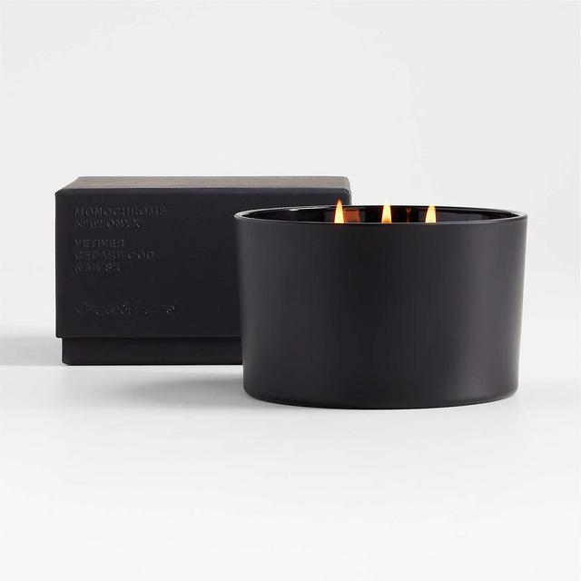 Monochrome No. 02 Onyx 3-Wick Scented Candle - Vetiver, Cedarwood and Musk