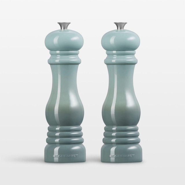 Le Creuset ® Sea Salt Salt and Pepper Mill Set