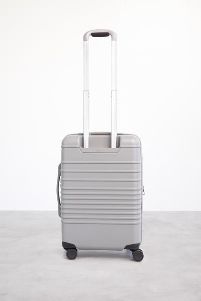 Béis Carry-On 21" Roller in Grey