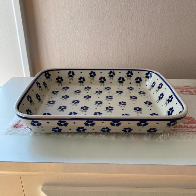 Polish pottery casserole dish