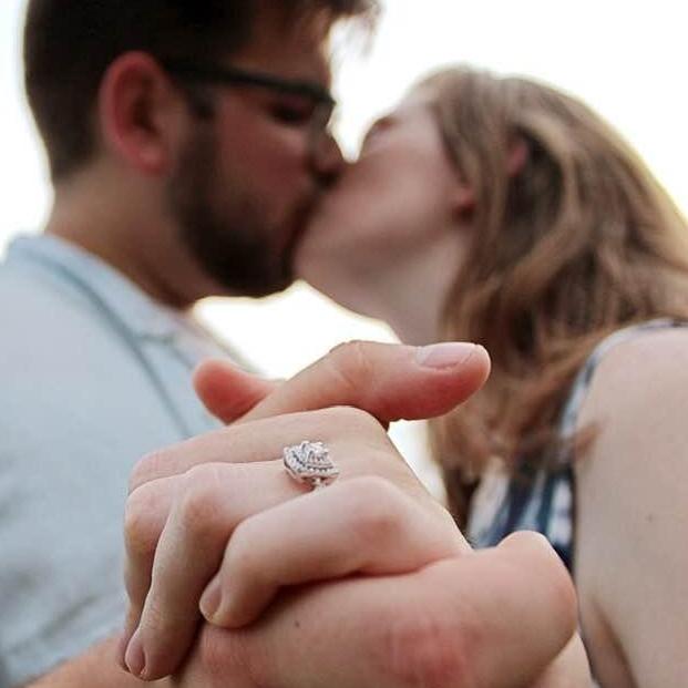 Engagement pictures by Mackenzie Langland