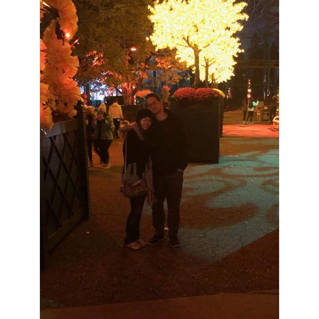 A day at Valleyscare! They put together an incredible spooky park, it was a blast! This is in front of the Pumpkin Prominade, which was a beautiful section.