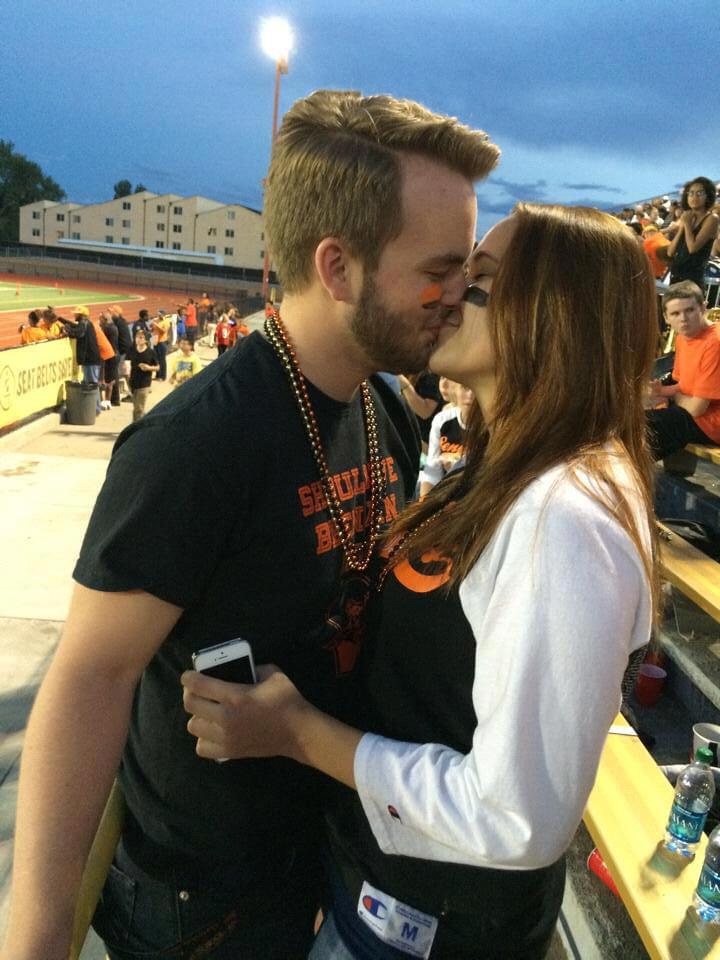 Homecoming football game (2014)