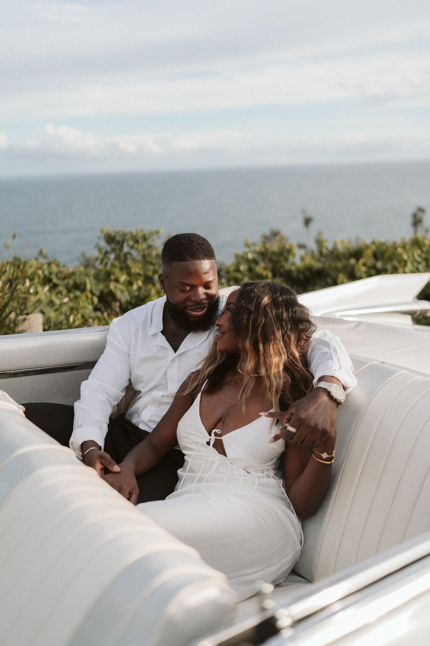 The Wedding Website of Favour Oluyemi and Alex Usiogope