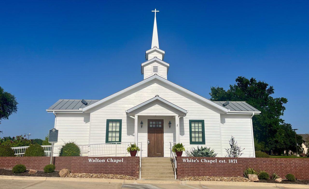 The Wedding Website of Jessica Reyes and Duke Stanhouse