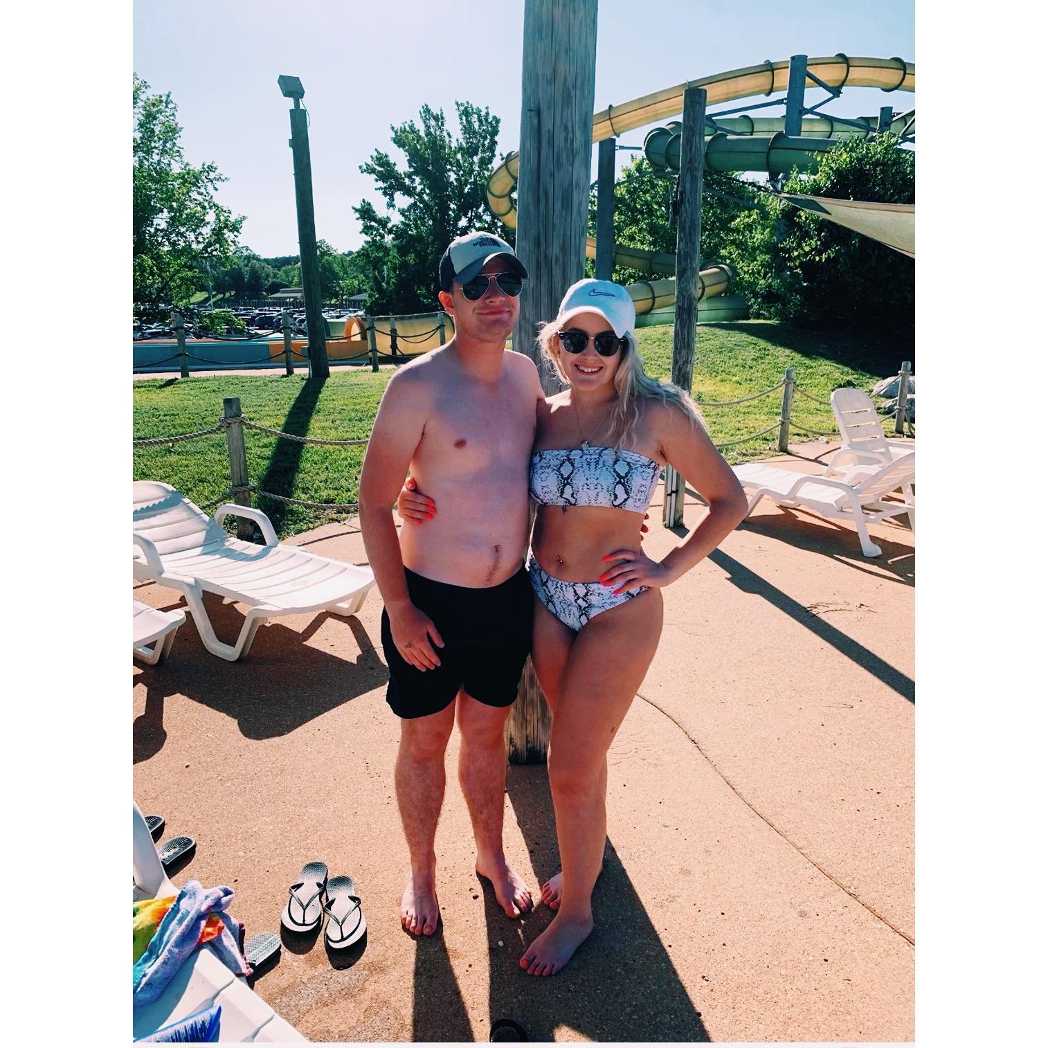 June 2019 we drove from Clarksville, Tennessee to St. Louis Missouri.... for Six Flags 😎 Besides the most boring drive ever, it was incredibly fun.