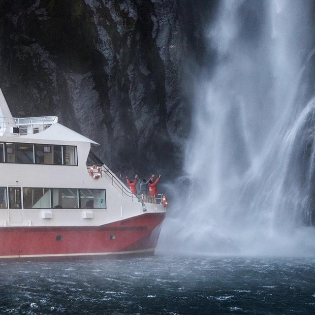 Milford Boat Day Cruise