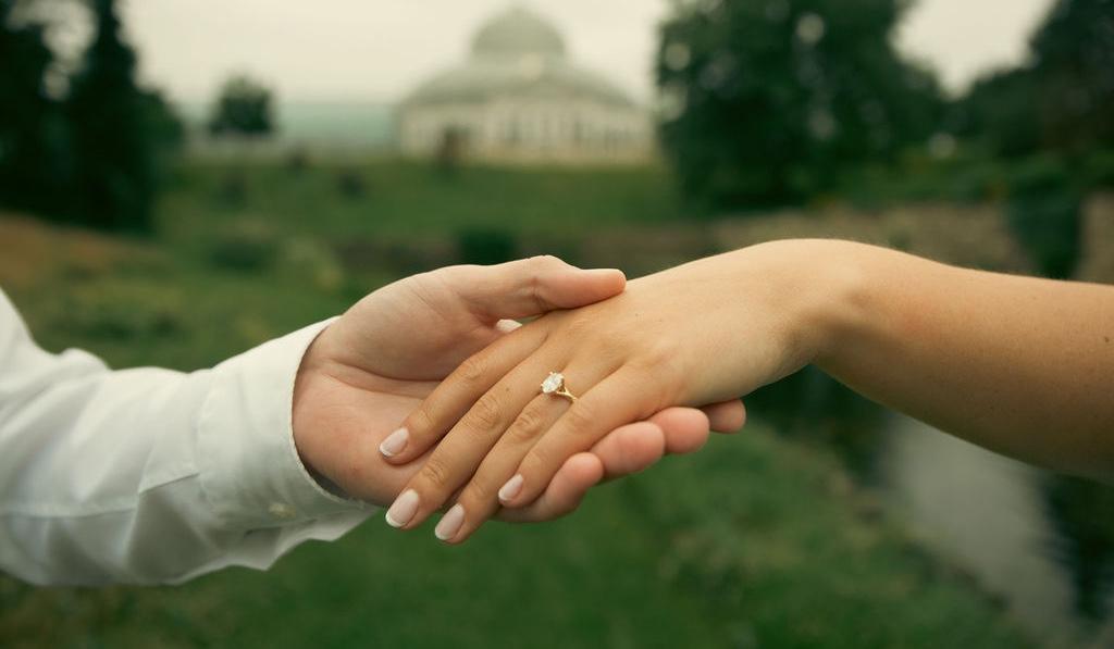 The Wedding Website of Jordyn Maas and Derek Fender