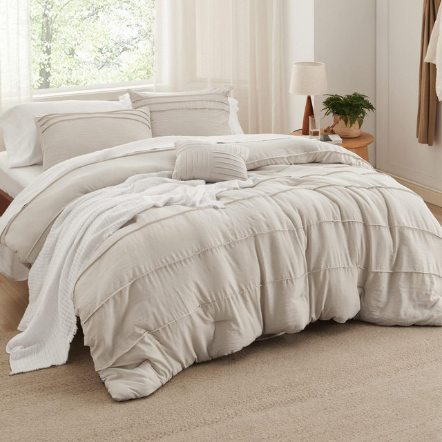 Bedsure | King Size Pinch Pleat Bed Comforter Set 4Pcs Beige