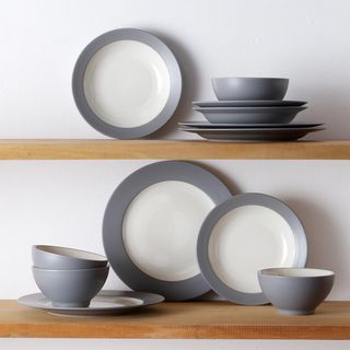 Colorwave 12-Piece Rim Dinnerware Set, Service for 4