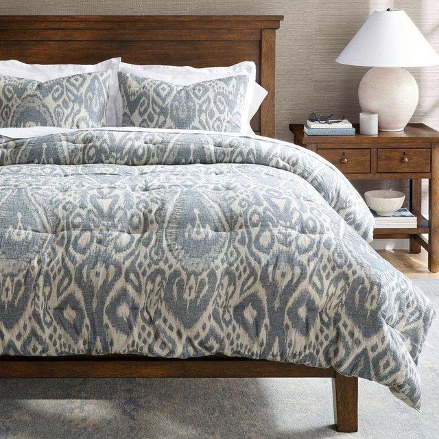 Ikat Jacquard Comforter, King/Cal. King, Blue