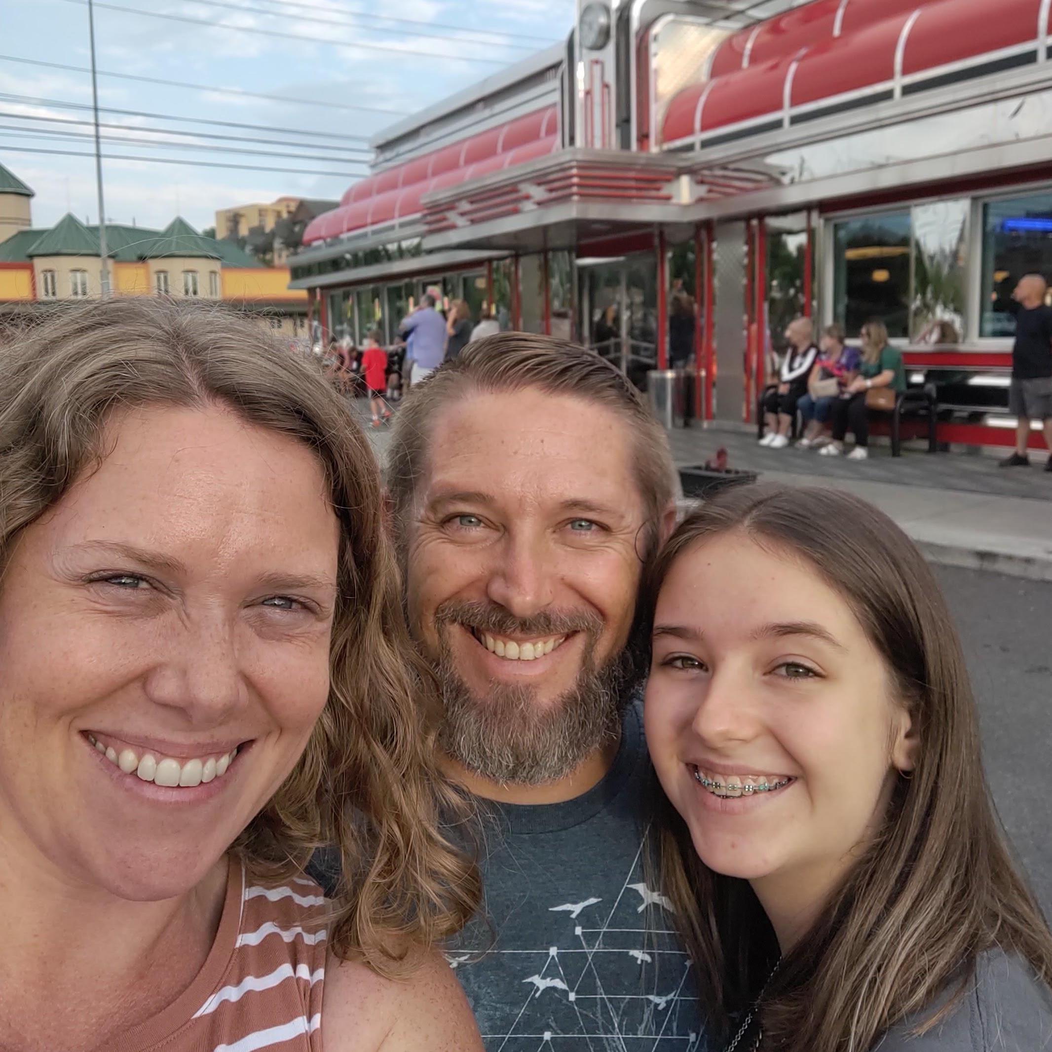 August 2021 - a day of fun including shopping at the outlets, dinner at a diner, and mini-golf in Pigeon Forge, TN.
