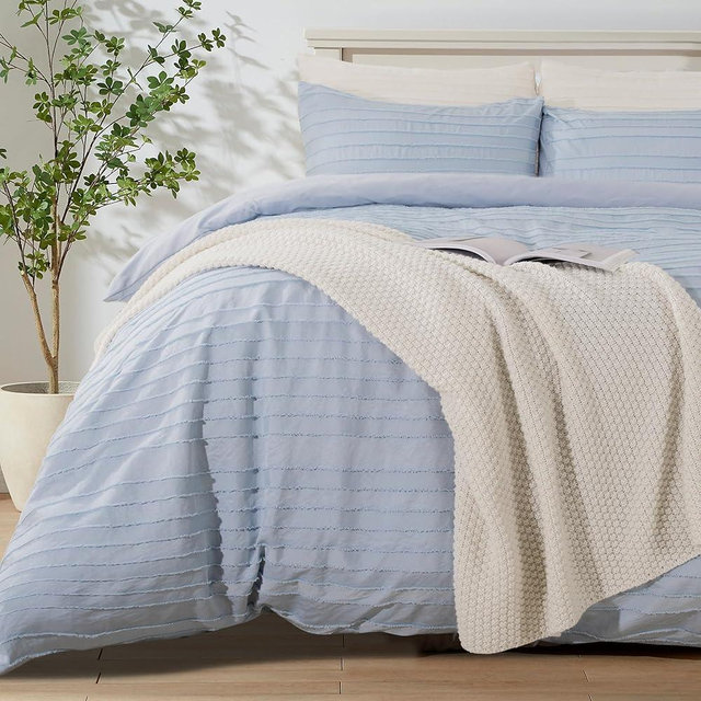NEXHOME PRO Duvet Cover Queen Size, Blue 3 Pieces Boho Tufted Duvet Cover Set, Soft and Lightweight Microfiber Comforter Cover Set for All Season (Blue, 90 x 90)-No Comforter