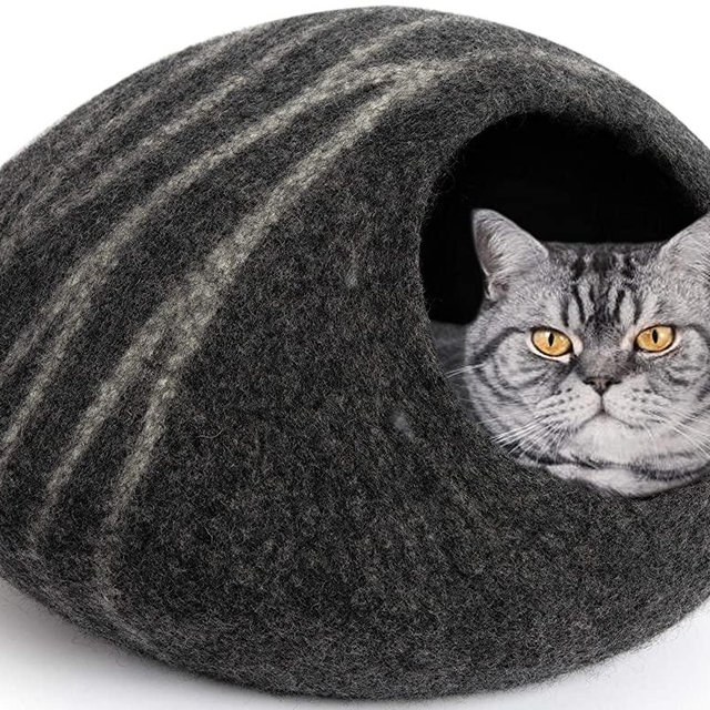 MEOWFIA Premium Cat Bed Cave (Large) - Eco Friendly 100% Merino Wool Beds for Cats and Kittens