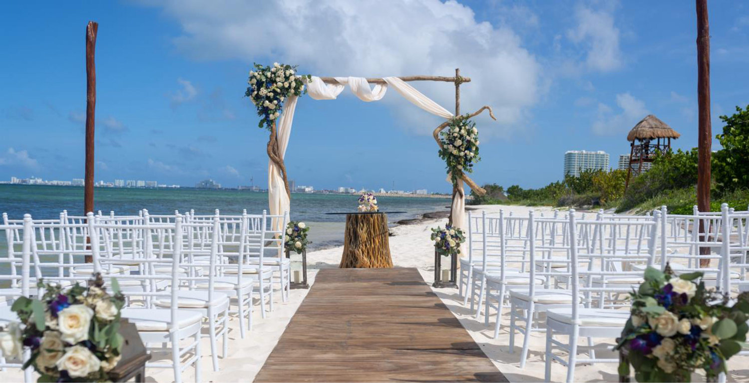 The Wedding Website of Renicholas Chambers and Jayla Hobbs