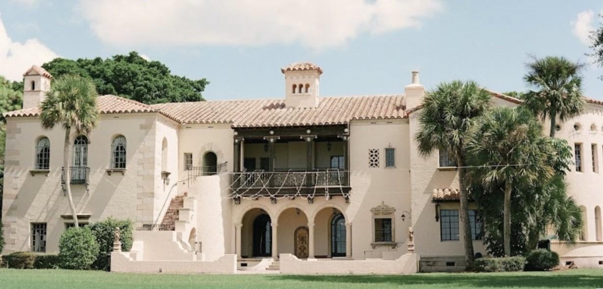 The Wedding Website of Kamila Frej and Joe Borrajo