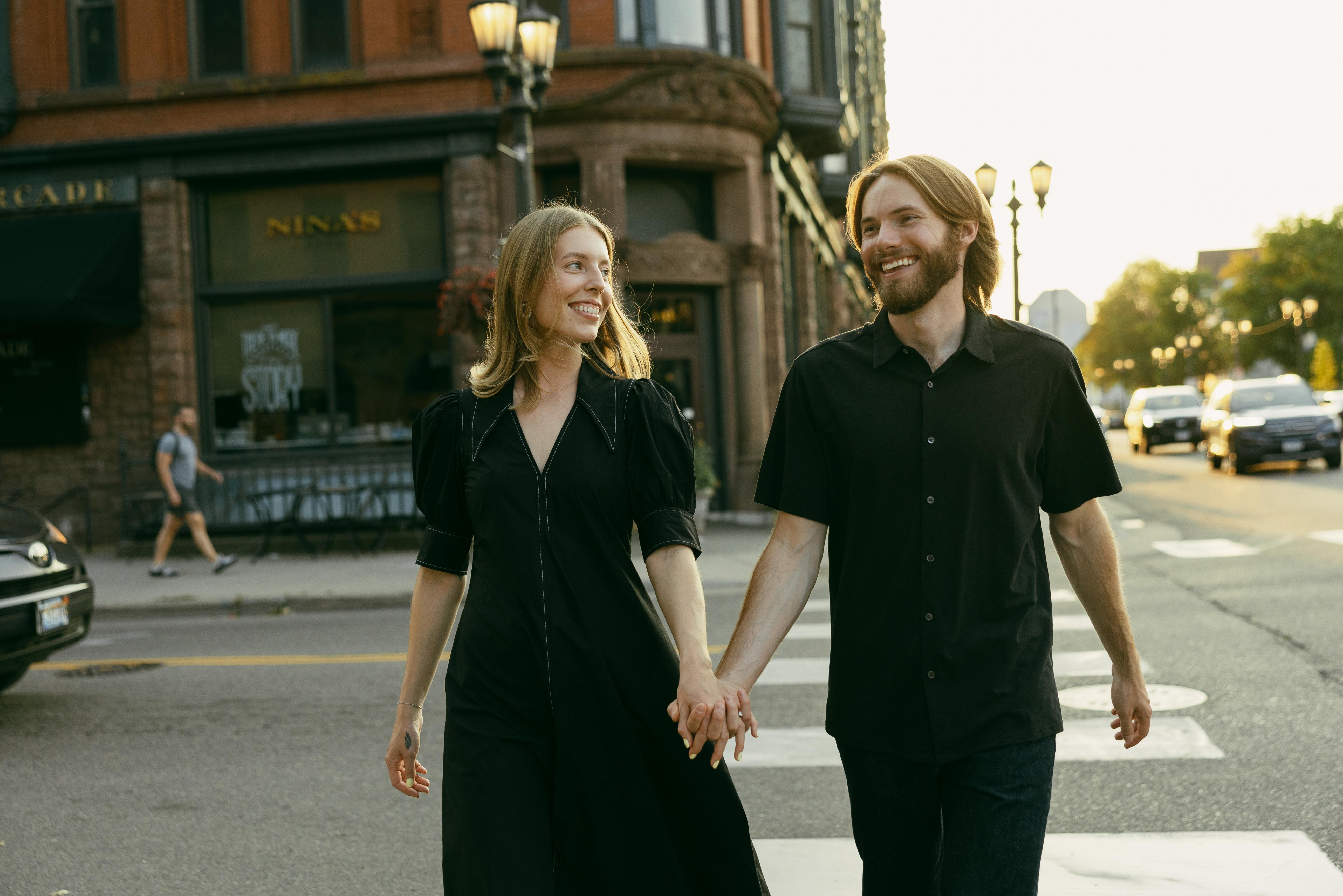 The Wedding Website of Natalie Schmidt and Porter Larkin