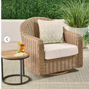 Better Homes & Gardens Bellamy Outdoor 1pk Swivel Glider Chair, Tan Wicker/Cream Cushion