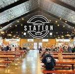 Troutdale Station Food Carts