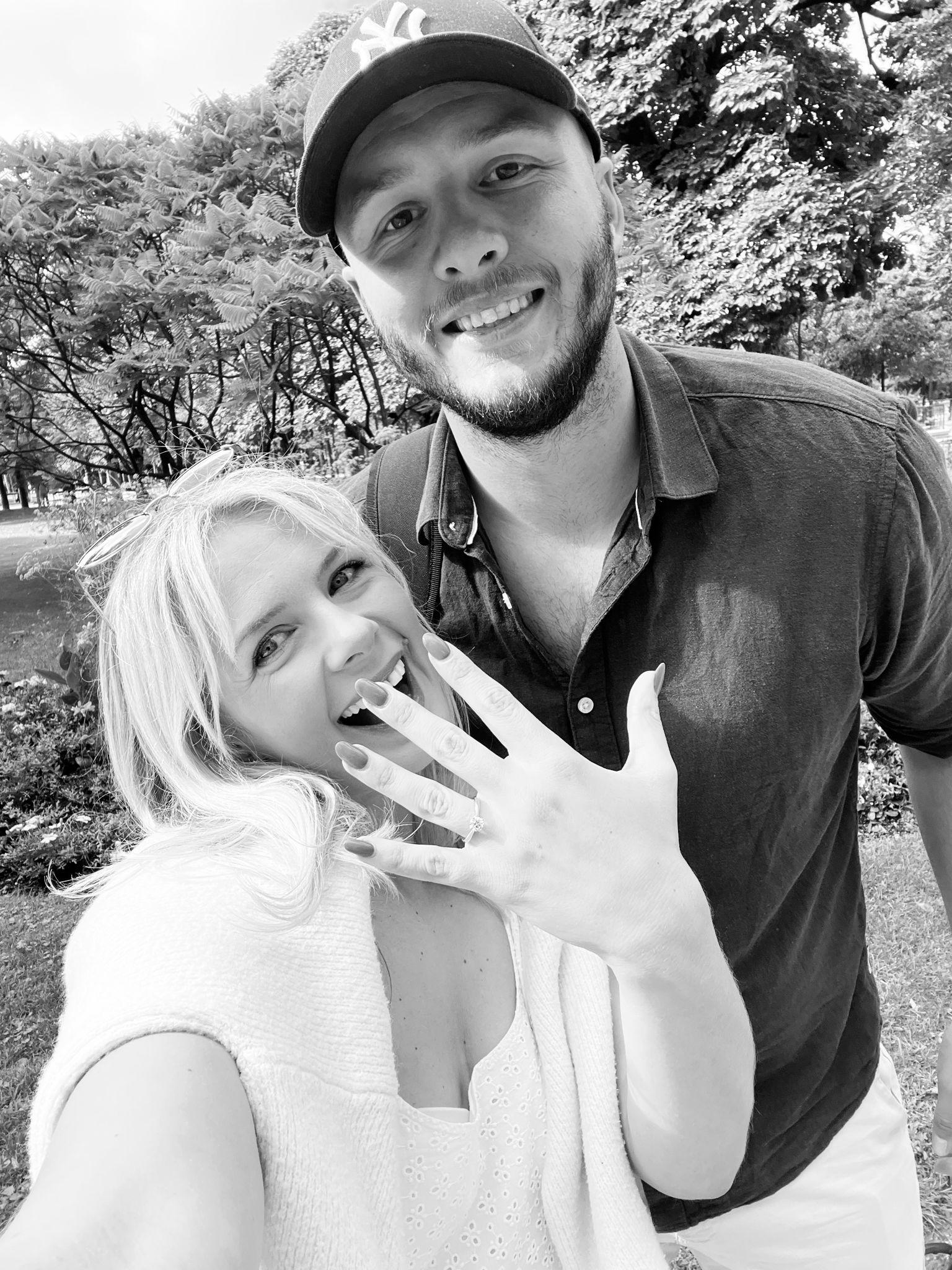 The Wedding Website of Louise Tallboy-Wood and Robert Gibbons