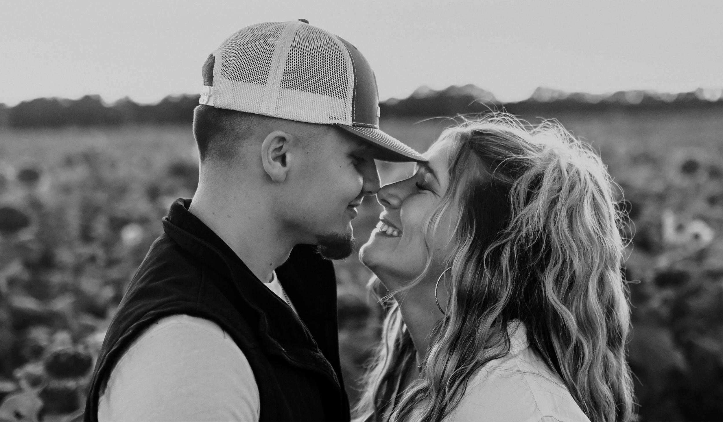 The Wedding Website of Hollee Clemons and Shawn Smith