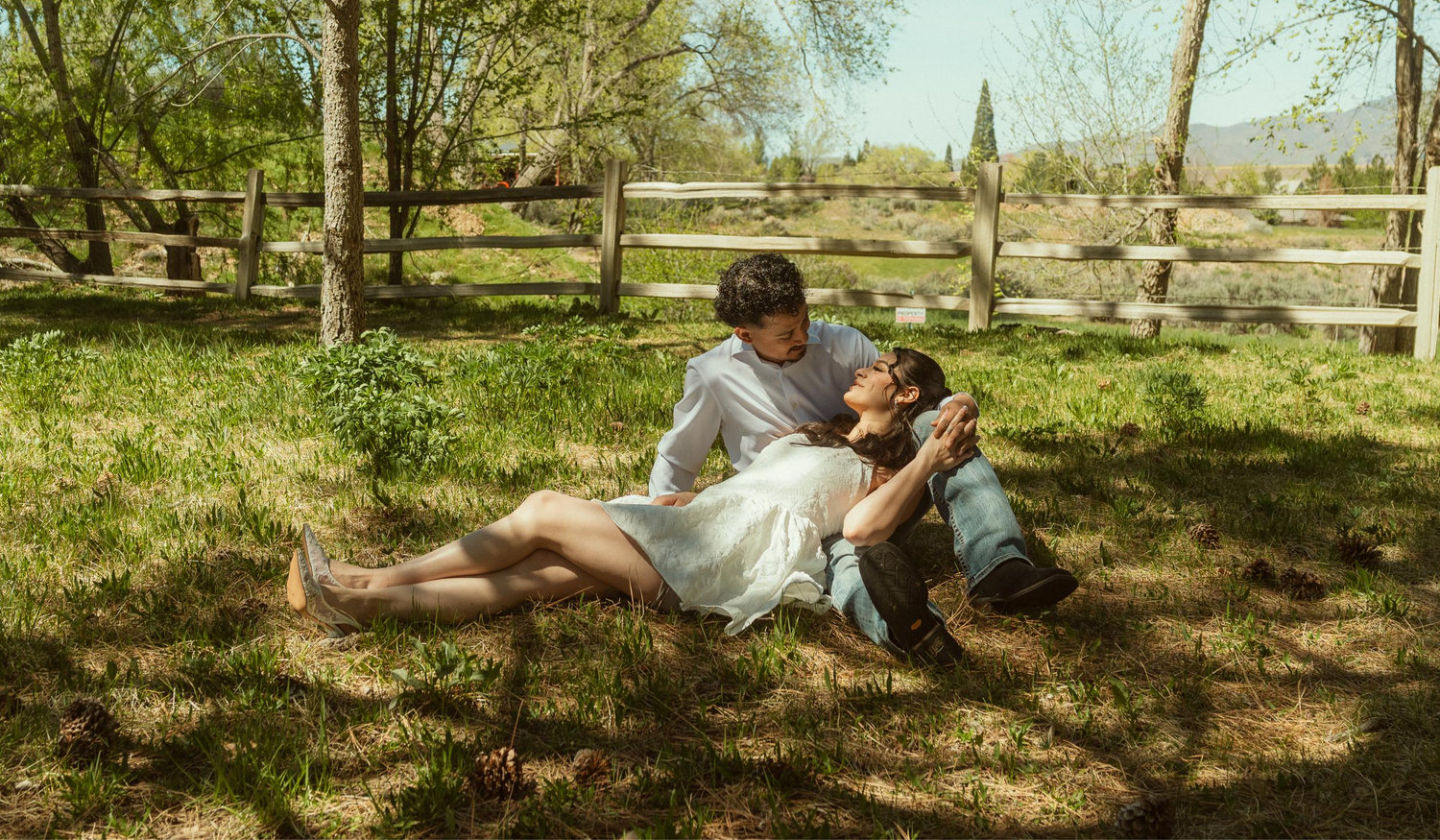 The Wedding Website of Alondra Villasenor and Cesar Jauregui