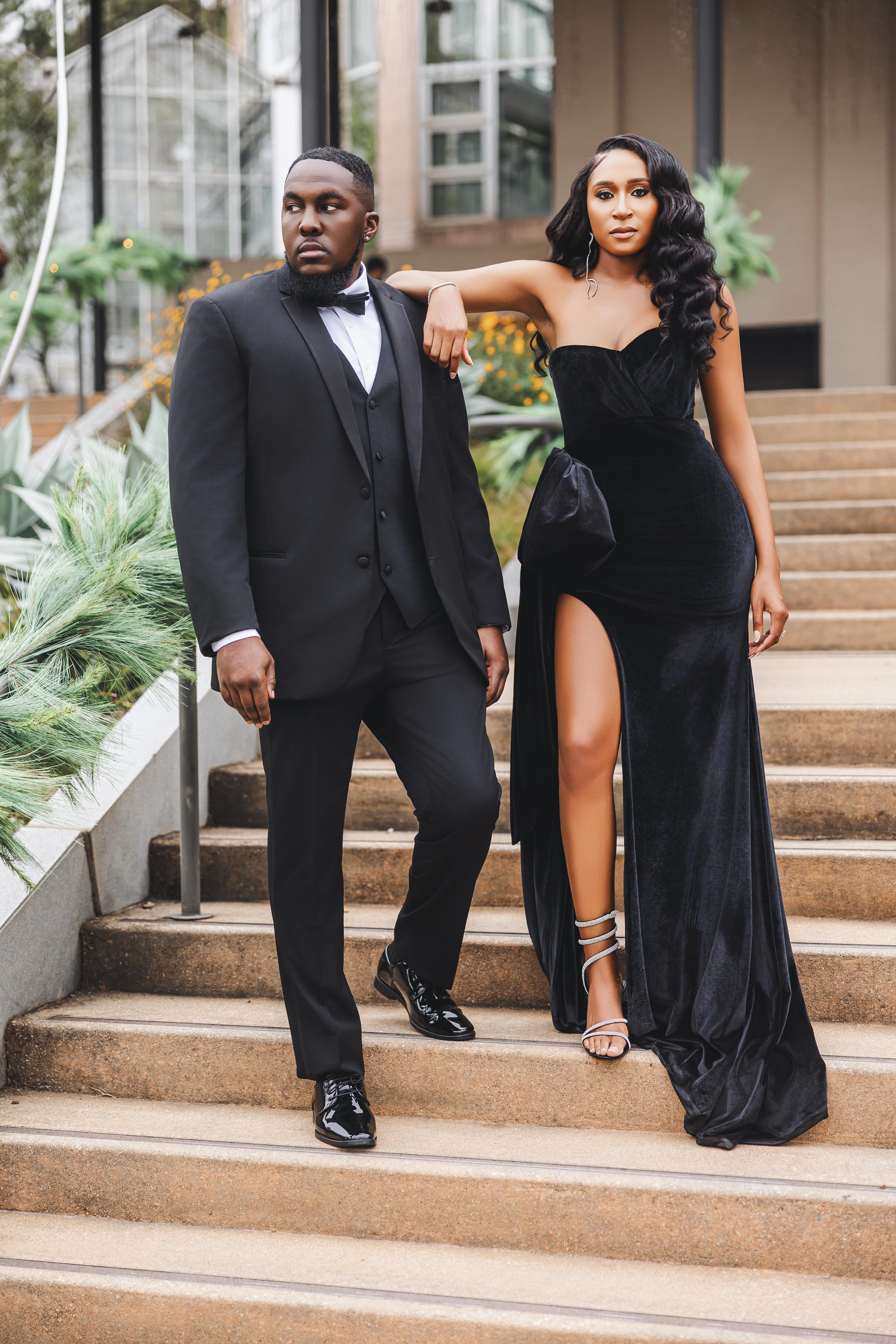 The Wedding Website of Lauren Tucker and Jordan Nelson